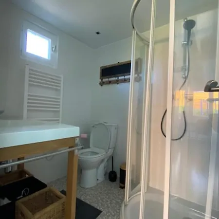 Ferienhaus Elegant Chalet With Garden Pool And Wifi !