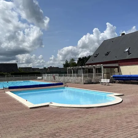 Elegant Chalet With Garden Pool And Wifi !