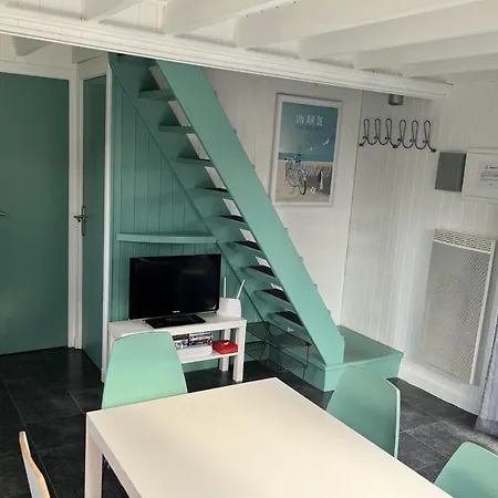 Elegant Chalet With Garden Pool And Wifi ! بيت للعطل *